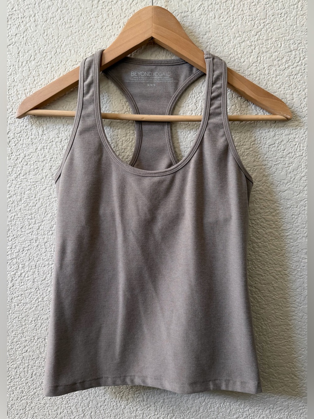 Beyond Yoga Size Medium Spacedye Step Up Racerback Tank Neutral Beige Taupe